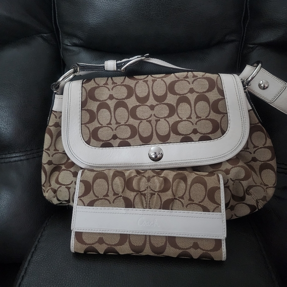Coach Handbags - Coach Set